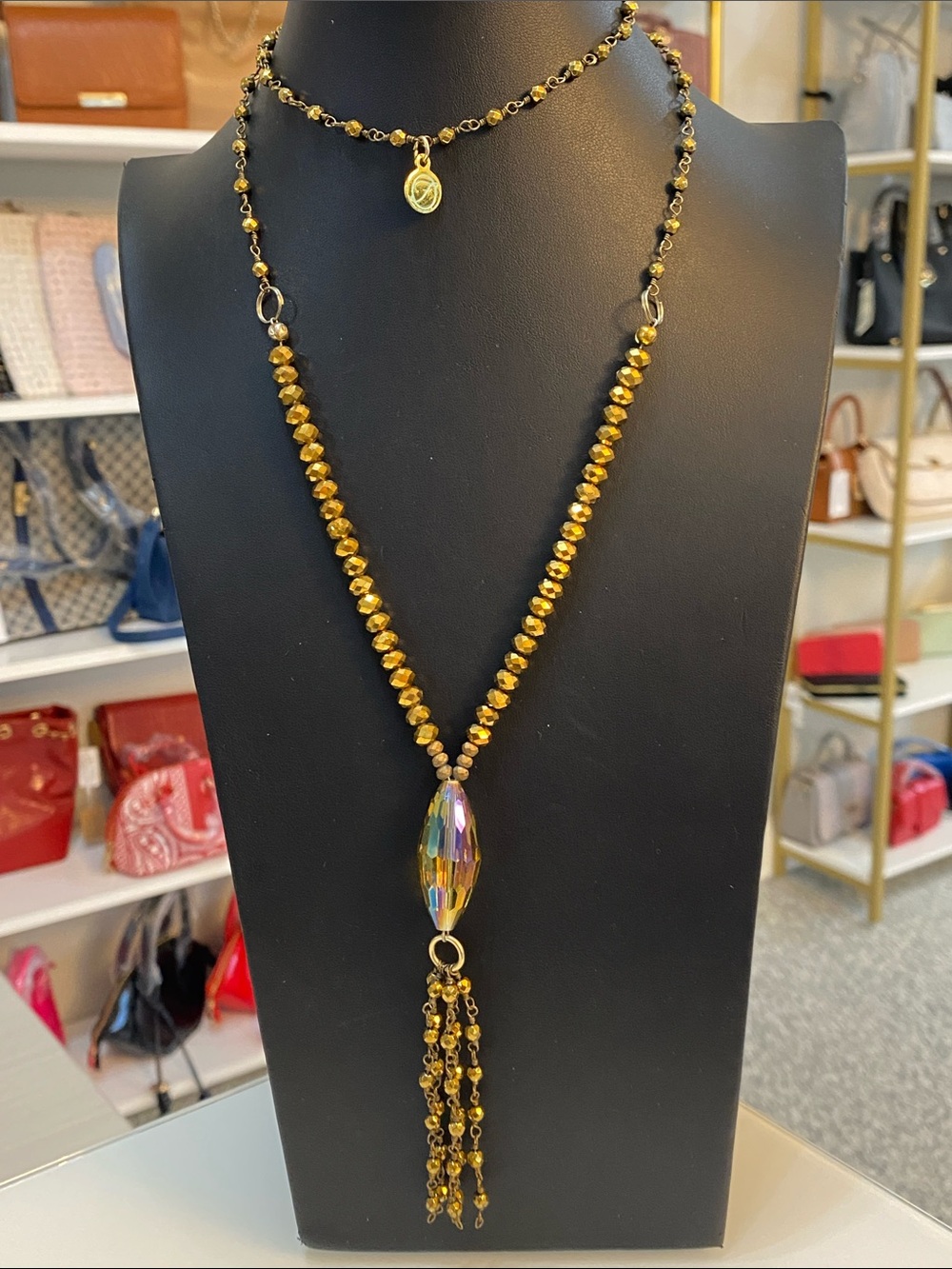 FABULINA glass necklace
